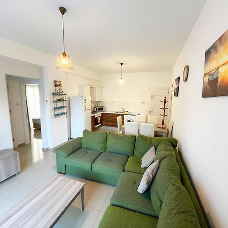 Quitet Two Bedroom Apartment With Private Garden Lukomorye D2 Karavas  Luaran gambar