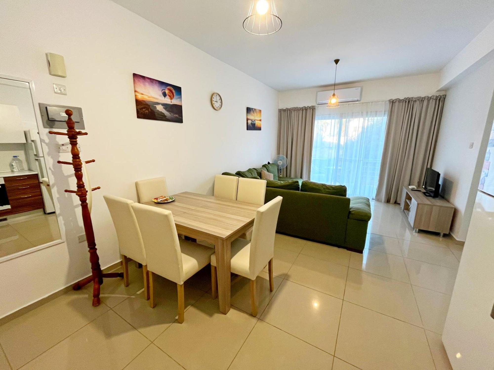 Quitet Two Bedroom Apartment With Private Garden Lukomorye D2 Karavas  Luaran gambar